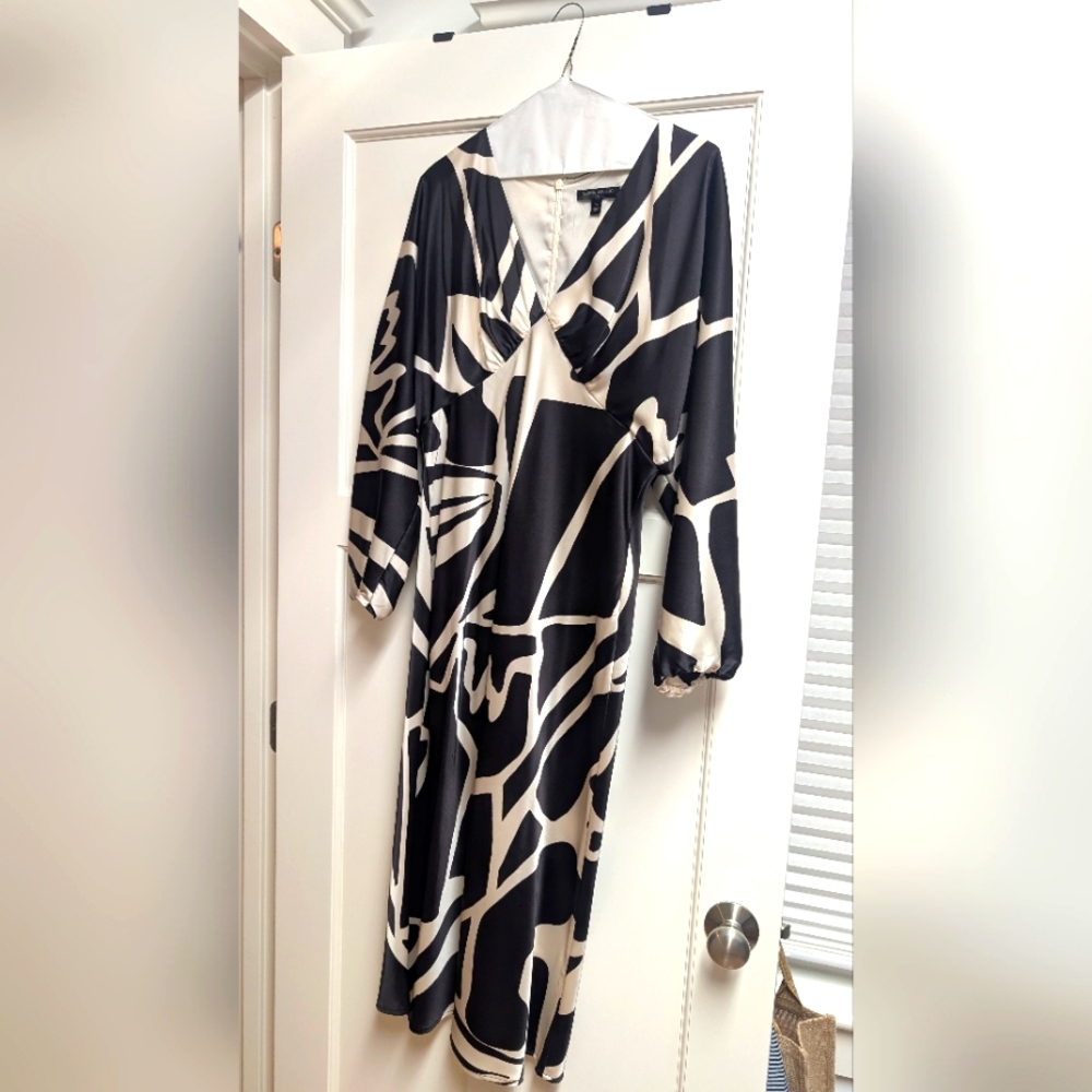 Banana Republic Abstract Black and Cream Dress